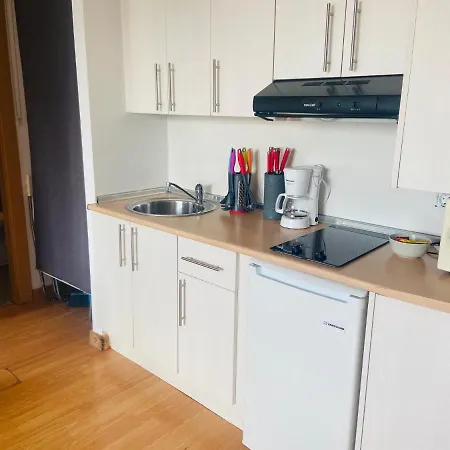 Apartamento De 1 Edificio Tuvesa * Моначиль